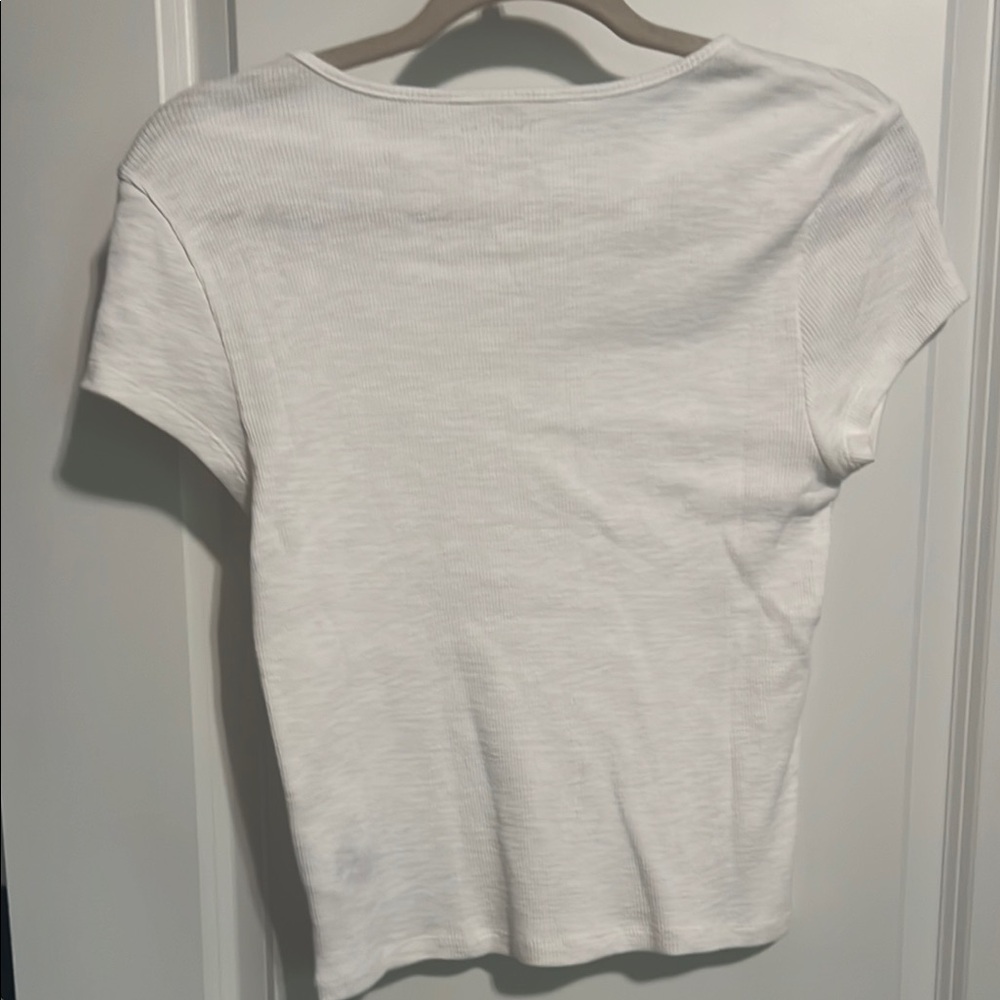 American Eagle Outfitters White Fitted Tee - Picture 4 of 4